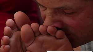 Hey, join kiki in the locker room for some foot worship and foot job action