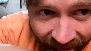 mandeezy on top getting licked and cumming hard