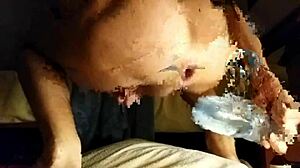 Divoká interracial orgia s veľkou fľašou na zadok, do pekla! 🍆