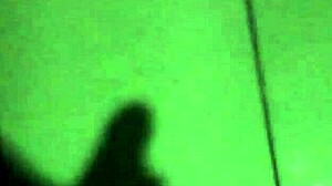 tirandome a travesti delgada 2, que rico