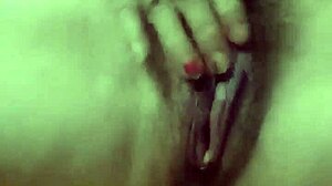 Watch me use toys on my pussy.