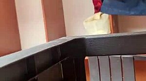 Mata-matai di bawah rok sekretaris Argentina Nataly, wow pemandangannya!