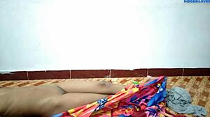 젊은 18+ 밀크맨, 지금 내 타이트 보지 박아줘!