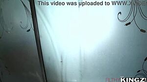 Mačeha Reagan Foxx dobi trdo tolčenje v misijonarju