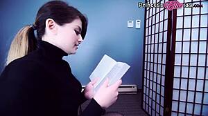 Утилизация греха: глотаю сперму в рот в чулках в POV