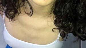 Follo A La Chica Nueva Del Gimnasio.