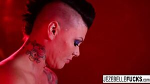 Jezebelle Bond’s erotica slime and spit show