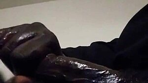 Join me and jerk off to my handjob instructions until you cum