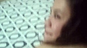 Fodendo a bunda apertada da minha esposa safada