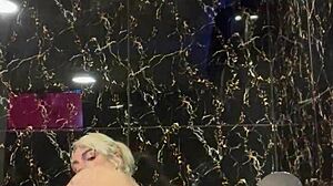 Who wants to join me in the jacuzzi for a wet, sexy handjob?