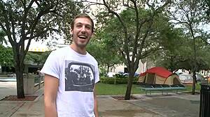 hey, loving this big gay knob action, so hot! 😍