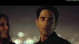 I kiss my goth girfreind in pantyhose