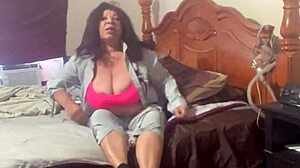 Dedeando a tight pussy with intense fingering for ultimate pleasure every time