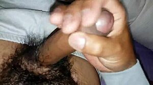 amateur enjoys a good masturbation session at dawn