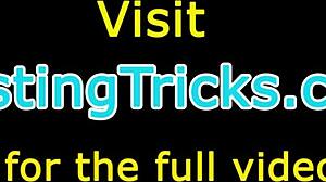 Эй, хочешь увидеть, как эту европейскую новичку с маленькими сиськами 18+ трахнули на кастинге?