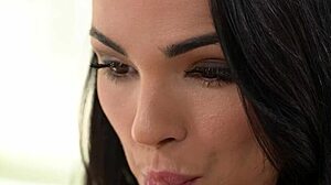 Waduh, Pacar Selingkuh Claudia Bavel Ngewe Pasien di Klinik!