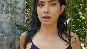 Upea ruskeaverikkö kostuu metsässä esitellessä!