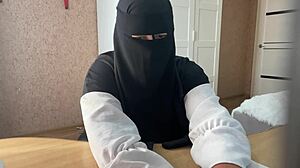 Arab Milf Goes Wild Masturbating Live on Web Chat