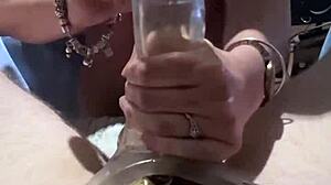 Viděl jsi někdy caged kur drážděný v rukávu?