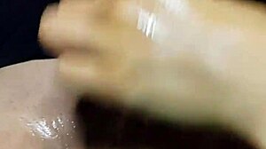 That oiled handjob really made him bust a nut 😏💦