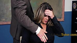 Üvey anne Misty Meaner müdürle sorunu çözer