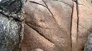 Nam niet alleen foto's op het strand. Wil je mijn strakke latina kut van dichtbij zien?