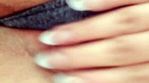 Tiener 18+ wordt wild in ruwe buiten bondage met enge stalker