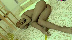 알렉스 노라 두 구멍 박아