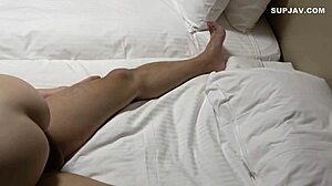 일본 베이비들이 야한 장난을 풀어내!