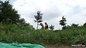 เด็กญี่ปุ่นน่ารักล่อลวงหนุ่มอ้วนเพื่อเย็ดแบบสาธารณะในคลิปไม่เซ็นเซอร์