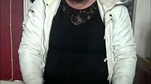 bisexual crossdresser not shy on cam loves ass to mouth for everyone to see