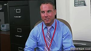 Black Comic Earns Bonus with Gay Sex!