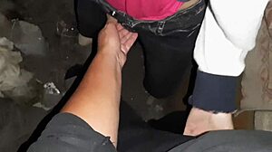 Wil Je Meedoen Aan Mijn Tuin Orgasme Met Huishoudster?