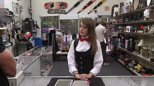 amateurs pawn juicy snatch in a wild sex contest