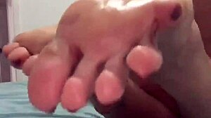 latina sexy shows off her feet in solo
