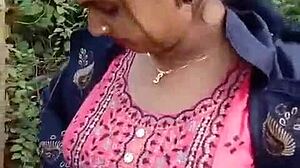 نيك في غابة مانغال يحمر الكس