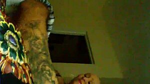 Casual escort meeting with focus on ass