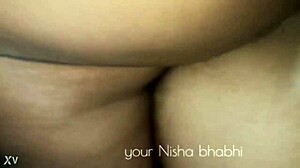 Estrela pornô indiana Ravi curte anal profundo com gozo