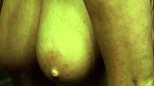 Foxy Peach Gets Cum Shot On Her Face Gulping All The Sperm