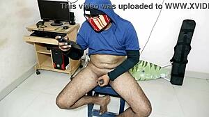 Mobile porn viewer appreciates fixed on tight shots of aroused penis