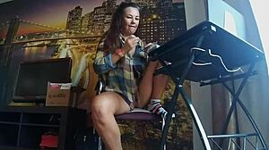 žiadne nohavičky žart na doručovateľa, také vtipné! 😜