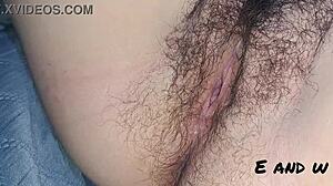 Desi polusestra me vodi tokom gledanja TV-a