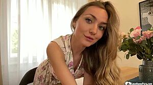 Mijn vriendin heeft een lichaam waar iedereen op zou willen neuken