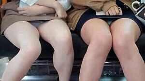 Эй, эти японские милашки делают апскёртинг специально для тебя в поезде