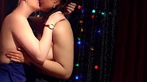 Kövér ausztrál leszbikus igazi szopásba merül a barna csajjal