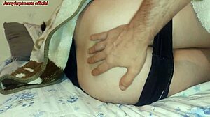 Setengah Saudara Desi Biarin Aku Sentuh Saat Gaming