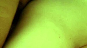 Marie bierze super grubego bbc bez prezerwatywy jako brudna dziwka!