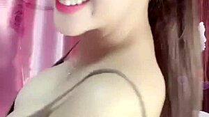 girl shows big tits on webcam