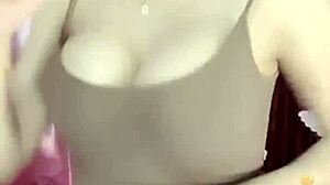 girl shows big tits on webcam