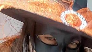 Halloween čarovnica sosedinja zapeljuje z ogromnim cameltoe